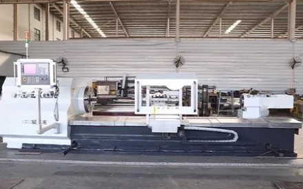 Heavy Duty CNC Roll Turning Machine